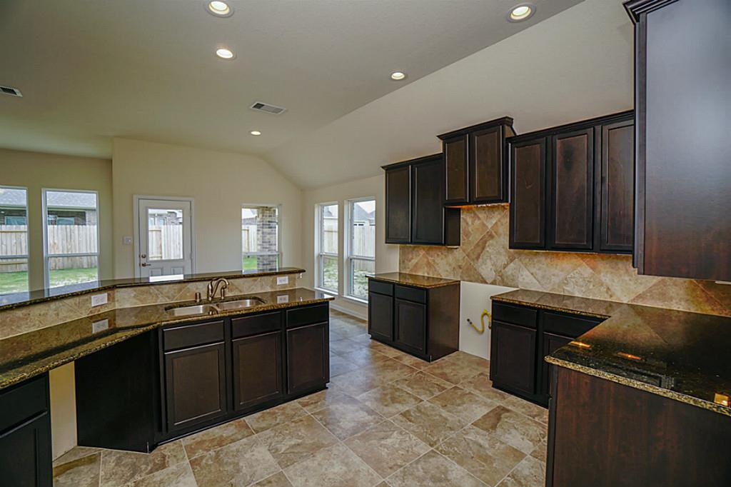 Anglia Home Kitchen at Miramesa